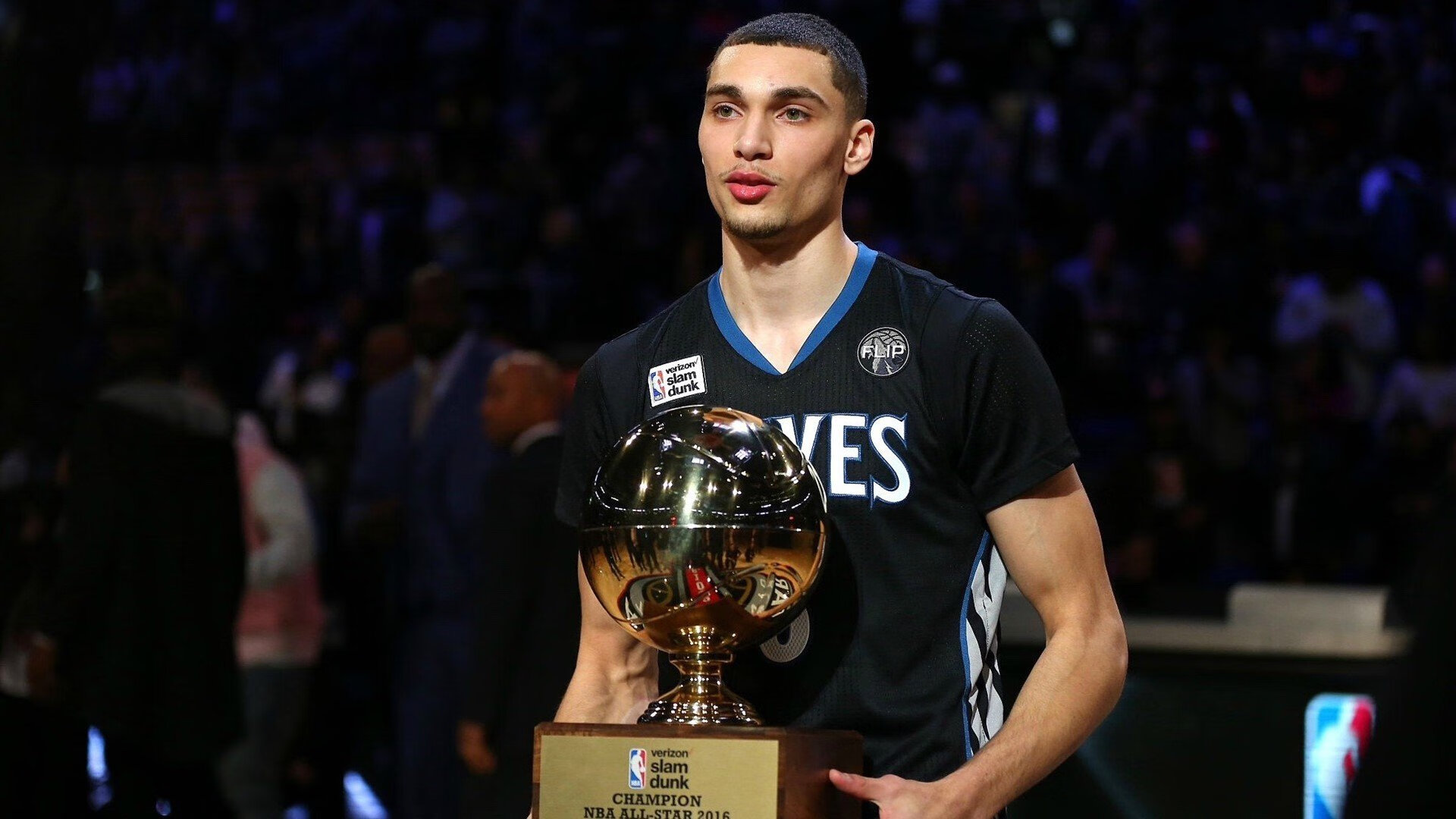 张琳芃转会至上海海港,增强后防,张琳芃专访