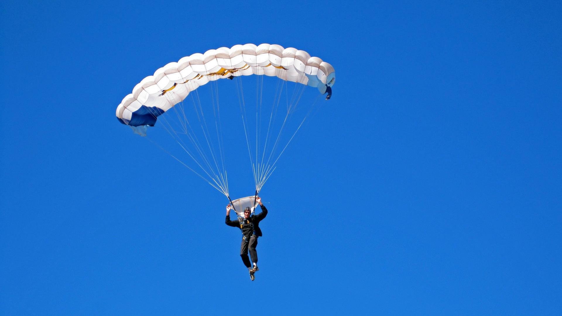 电竞比赛中的失误分析：原因、影响与改进措施，电竞比赛上的不公平